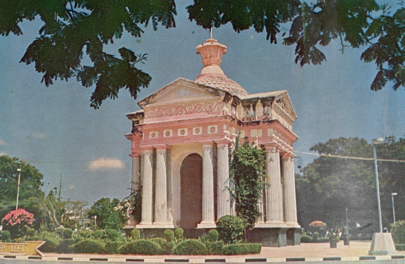 02-24 - Pondichery - place gouvernement - fontaine - 5